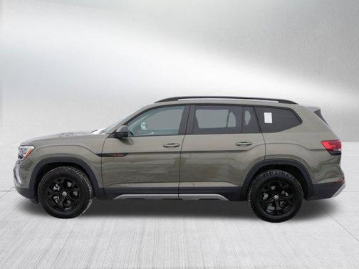 2024 Volkswagen Atlas 2.0T SEL