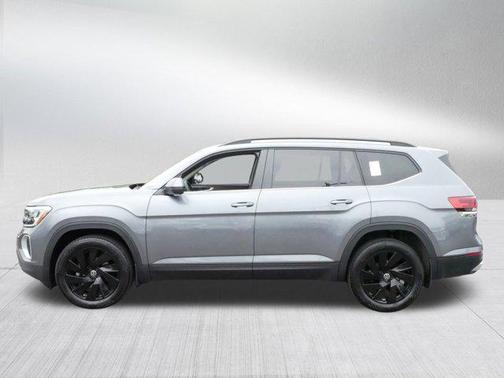 2024 Volkswagen Atlas 2.0T SE w/Technology 4MOTION