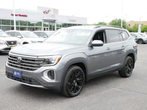 2024 Volkswagen Atlas 2.0T SE w/Technology 4MOTION