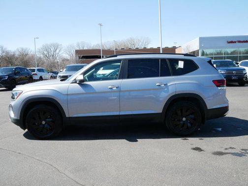 2024 Volkswagen Atlas 2.0T SE w/Technology 4MOTION