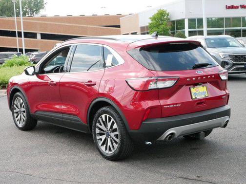 2020 Ford Escape Titanium