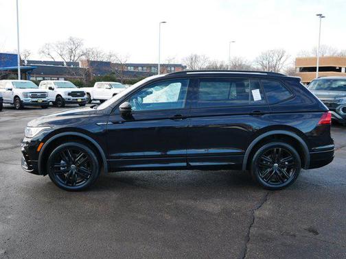 2022 Volkswagen Tiguan 2.0T SE R-Line Black 4MOTION