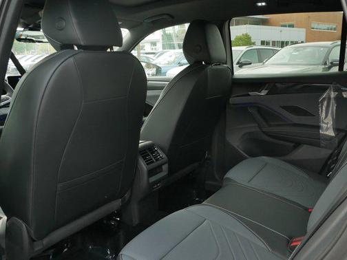 2025 Volkswagen Tiguan 2.0T SE R-Line Black 4MOTION