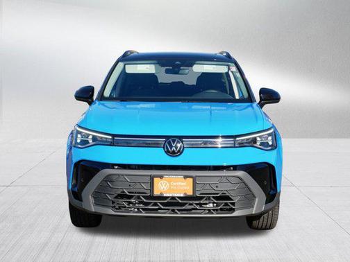 2025 Volkswagen Taos 1.5T SE Black