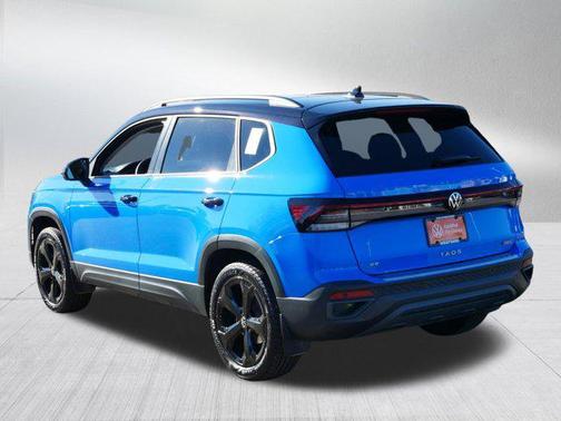 2025 Volkswagen Taos 1.5T SE Black