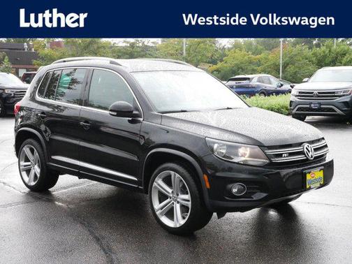 2016 Volkswagen Tiguan R-Line