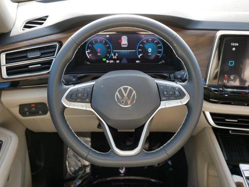 2026 Volkswagen Atlas 2.0T SE w/Technology 4MOTION