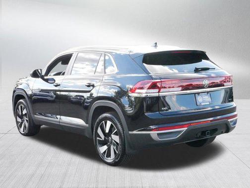 2025 Volkswagen Atlas Cross Sport 2.0T SEL