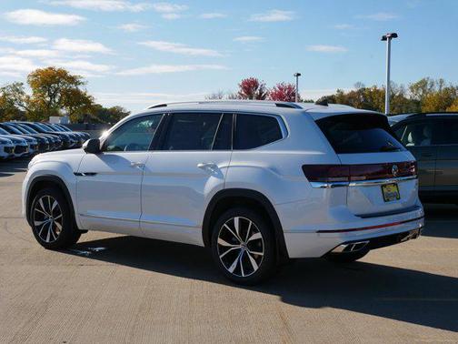 2026 Volkswagen Atlas 2.0T SEL Premium R-Line 4MOTION
