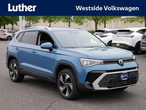 Monterey Blue Pearl 2025 Volkswagen Taos 1.5T SE