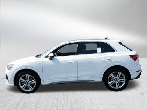 2024 Audi Q3 45 S line Premium Plus
