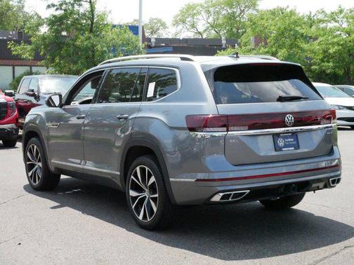2024 Volkswagen Atlas 2.0T SEL Premium R-Line 4MOTION
