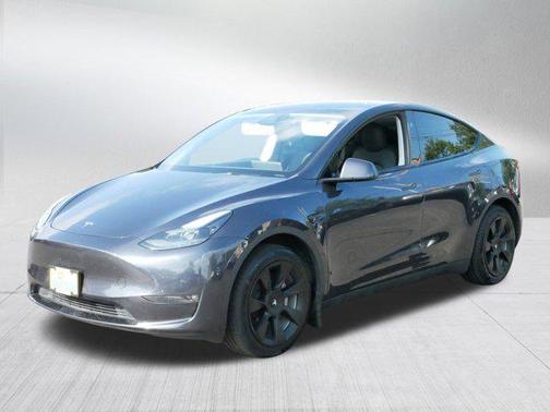 2024 Tesla Model Y Long Range Dual Motor All-Wheel Drive
