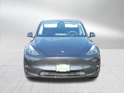 2024 Tesla Model Y Long Range Dual Motor All-Wheel Drive