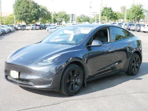 2024 Tesla Model Y Long Range Dual Motor All-Wheel Drive
