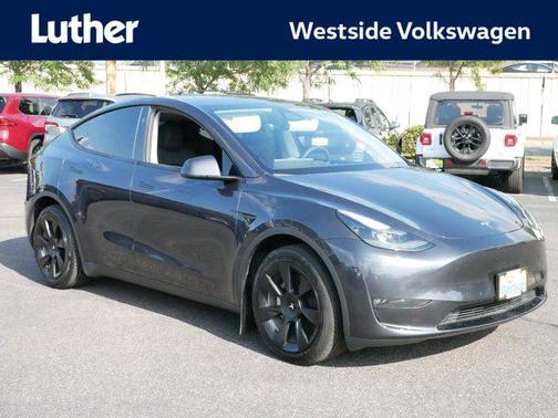 2024 Tesla Model Y Long Range Dual Motor All-Wheel Drive
