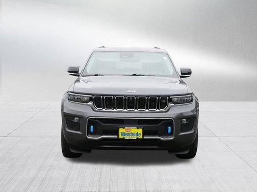 2022 Jeep Grand Cherokee 4xe Overland