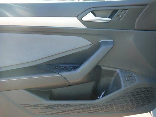 2026 Volkswagen Jetta 1.4T SE