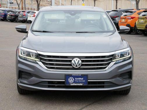 2022 Volkswagen Passat 2.0T SE