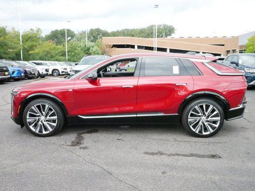 2024 Cadillac LYRIQ Luxury