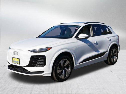 2025 Audi Q6 e-tron Premium Plus quattro