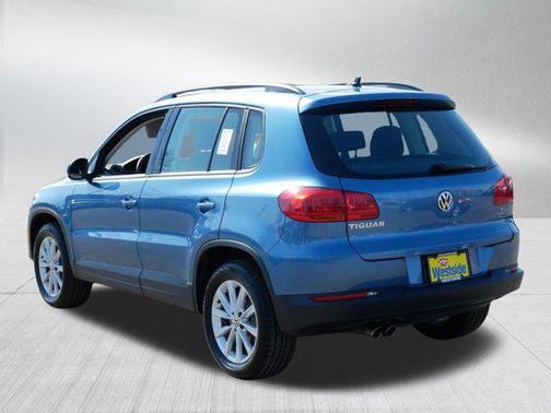 2018 Volkswagen Tiguan Limited 2.0T 4MOTION