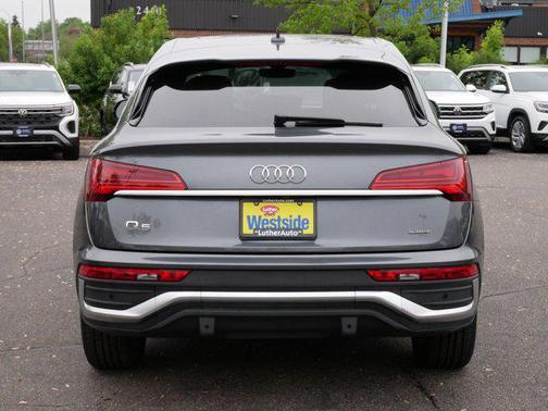 Daytona Gray Pearl Effect 2023 Audi Q5 45 S line Premium Plus