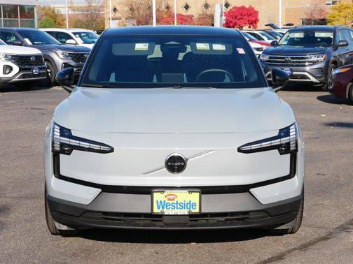 2025 Volvo EX30 Twin Motor Ultra
