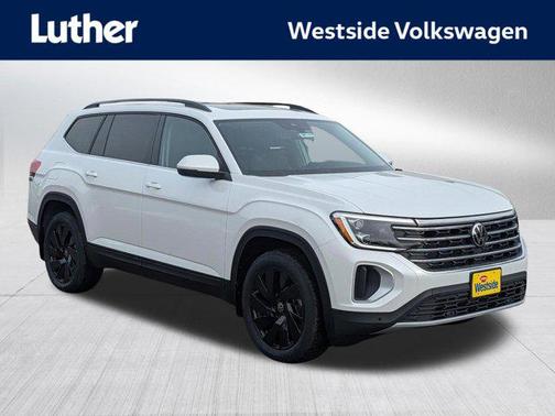 Opal White Pearl 2026 Volkswagen Atlas 2.0T SE w/Technology 4MOTION
