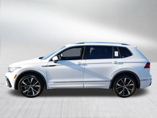 2022 Volkswagen Tiguan 2.0T SEL R-Line 4MOTION