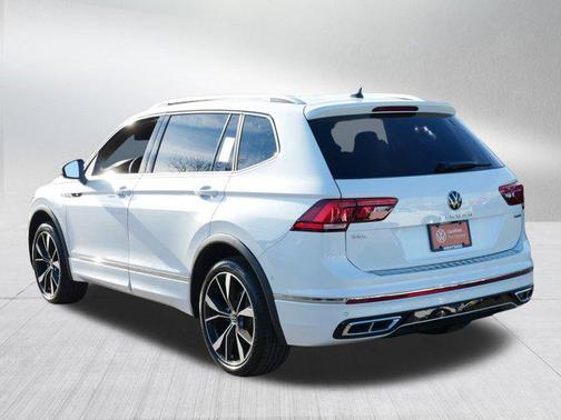 2022 Volkswagen Tiguan 2.0T SEL R-Line 4MOTION