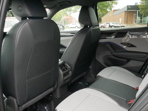 2025 Volkswagen Tiguan 2.0T SE R-Line Black 4MOTION