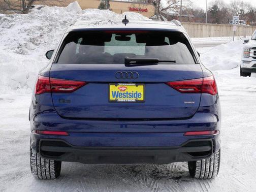 2023 Audi Q3 Premium 45 TFSI S line quattro Tiptronic