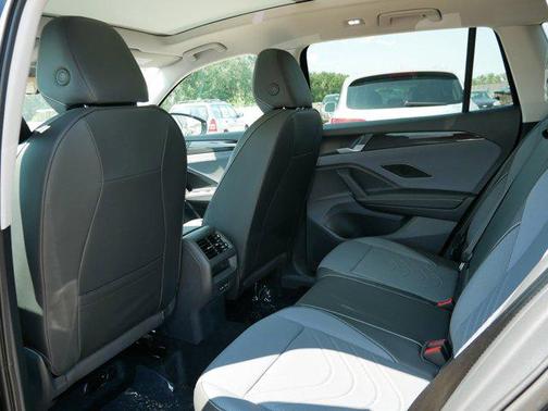 2025 Volkswagen Tiguan 2.0T SE 4MOTION