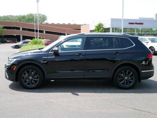 2024 Volkswagen Tiguan 2.0T SE 4MOTION
