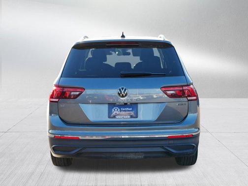 2022 Volkswagen Tiguan 2.0T SE 4MOTION