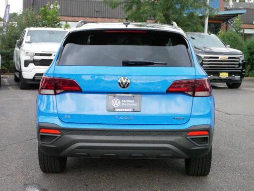 2024 Volkswagen Taos 1.5T SE Black