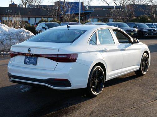 2025 Volkswagen Jetta 1.5T SE