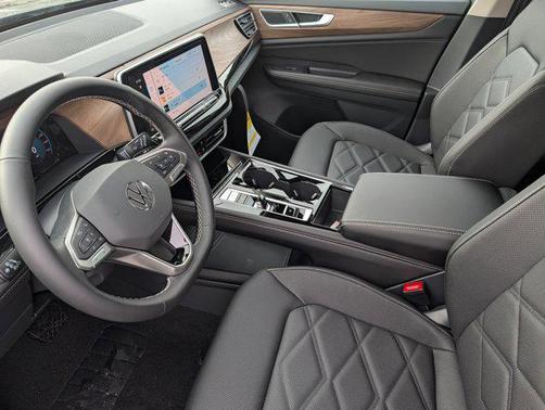 2026 Volkswagen Atlas 2.0T SE w/Technology 4MOTION