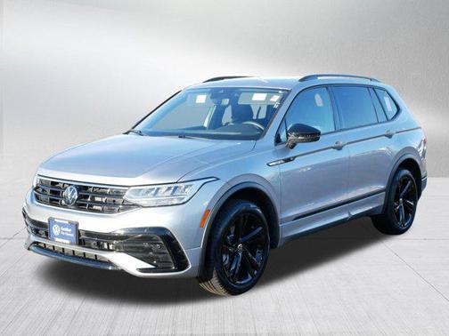 2024 Volkswagen Tiguan 2.0T SE R-Line Black 4MOTION
