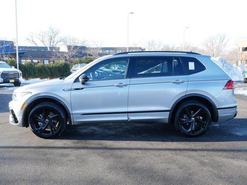 2024 Volkswagen Tiguan 2.0T SE R-Line Black 4MOTION