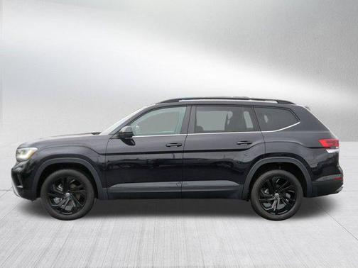 2022 Volkswagen Atlas 2.0T SE w/Technology 4MOTION