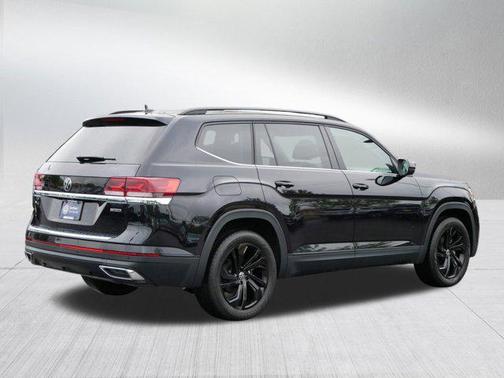 2022 Volkswagen Atlas 2.0T SE w/Technology 4MOTION
