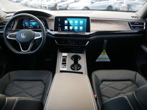 2025 Volkswagen Atlas 2.0T SE