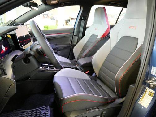 2025 Volkswagen Golf GTI 2.0T S DSG