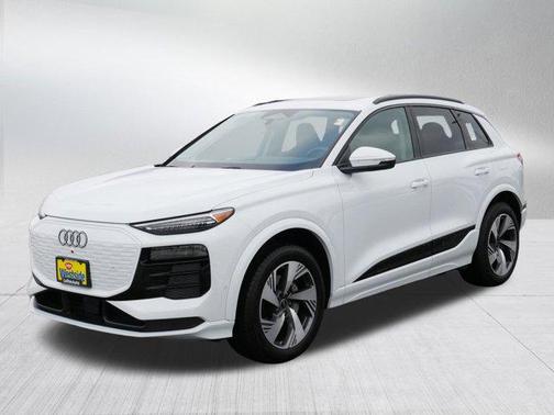 2025 Audi Q6 e-tron Premium Plus quattro