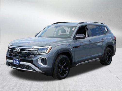 Pure Gray 2025 Volkswagen Atlas 2.0T Peak Edition