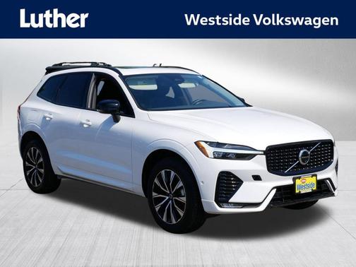 Crystal White Metallic 2025 Volvo XC60 B5 Plus
