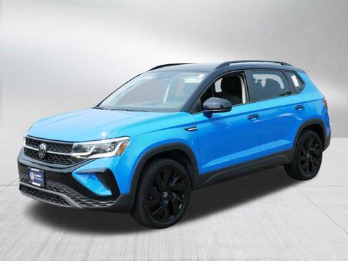 2024 Volkswagen Taos 1.5T SE Black