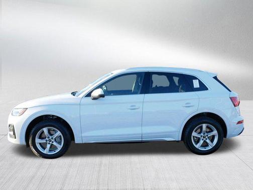 2023 Audi Q5 40 Premium